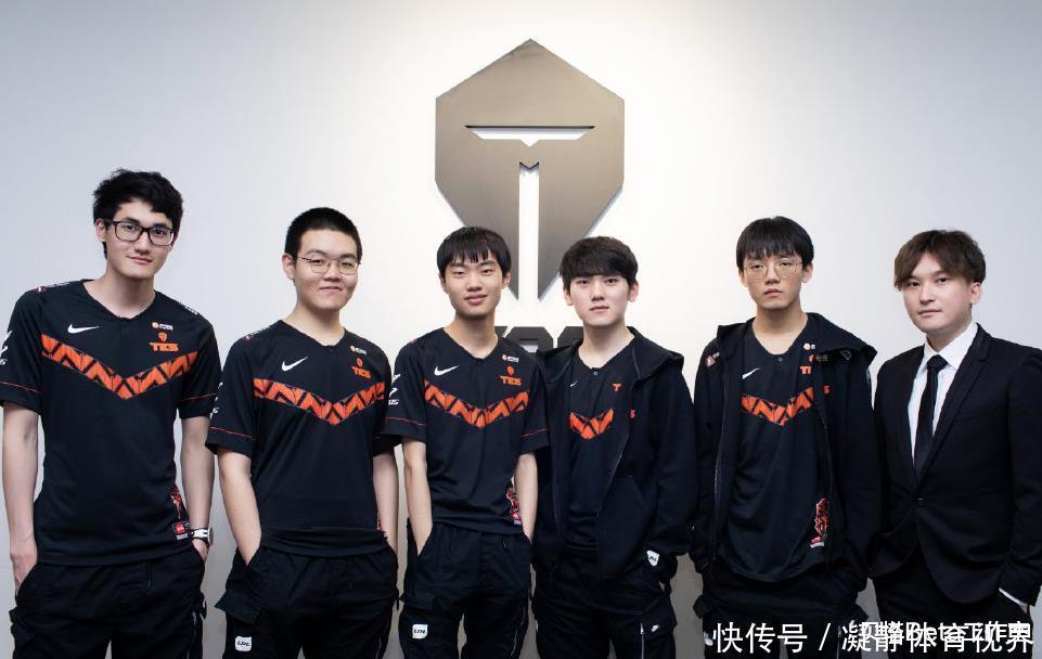 运动员背后 运动员背后