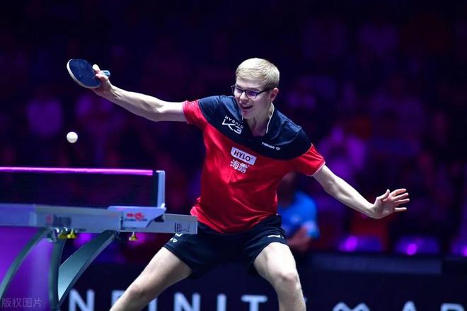 会在国际舞 会在国际舞