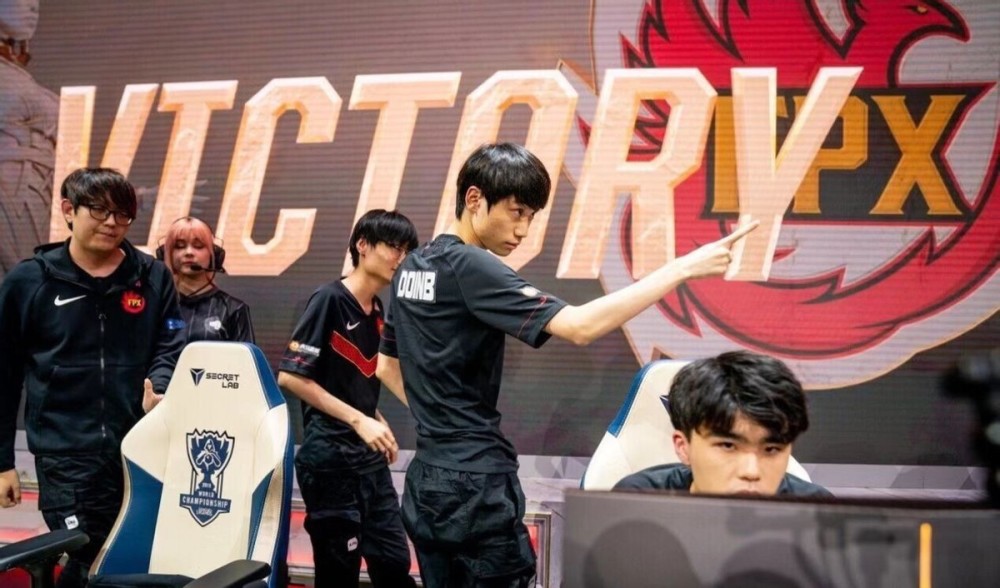 供了更多机 供了更多机