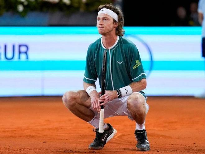 衣室气氛产 衣室气氛产